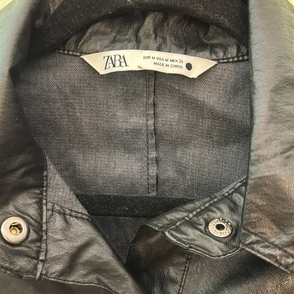 ZARA M Faux Leather Long Sleeve Shirt Dress Snap Front Chest Pocket Black Mini - Picture 7 of 9